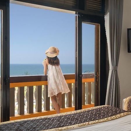 Zenta Sea View Hotel Дананг Экстерьер фото