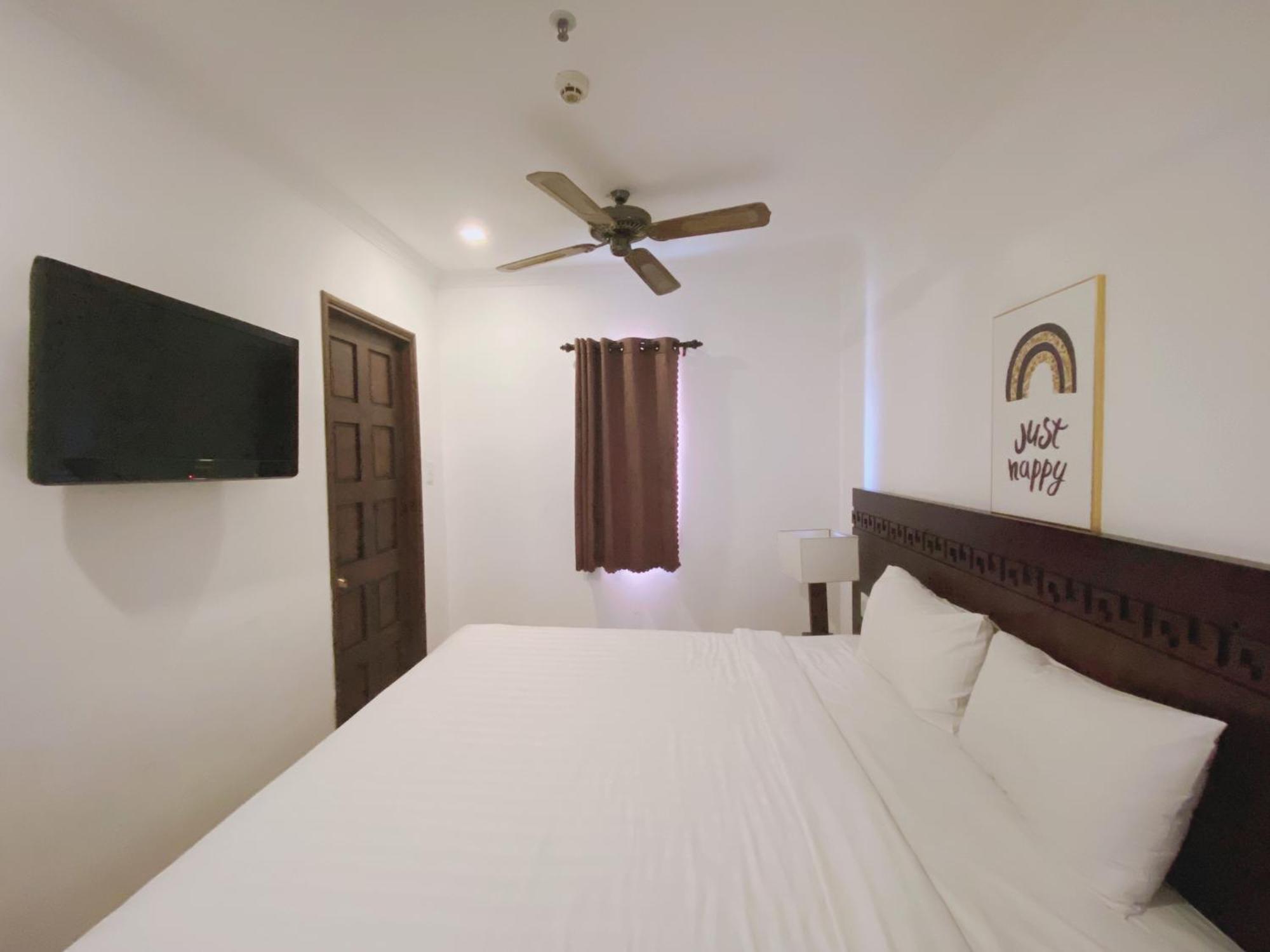 Zenta Sea View Hotel Дананг Экстерьер фото