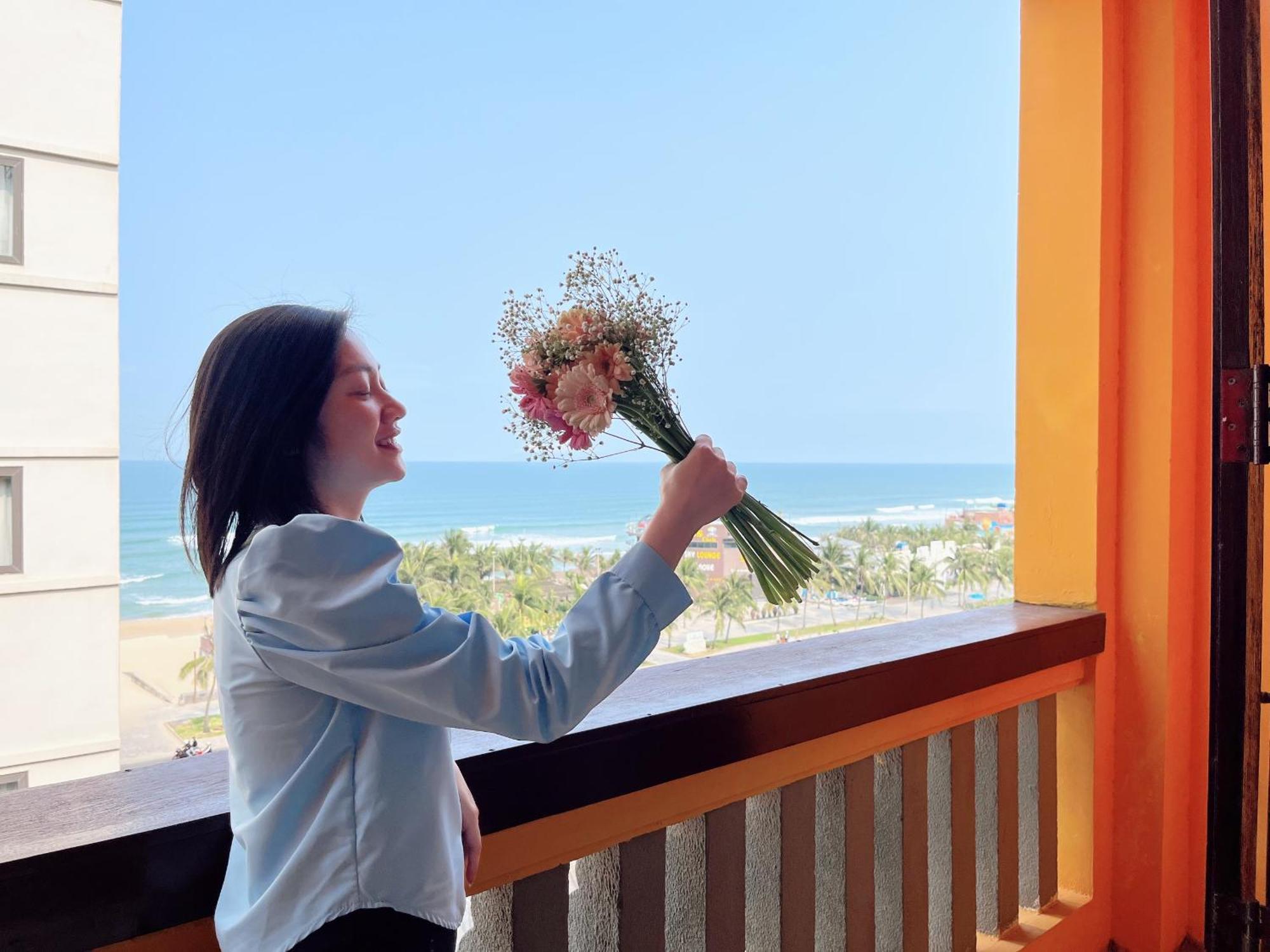 Zenta Sea View Hotel Дананг Экстерьер фото