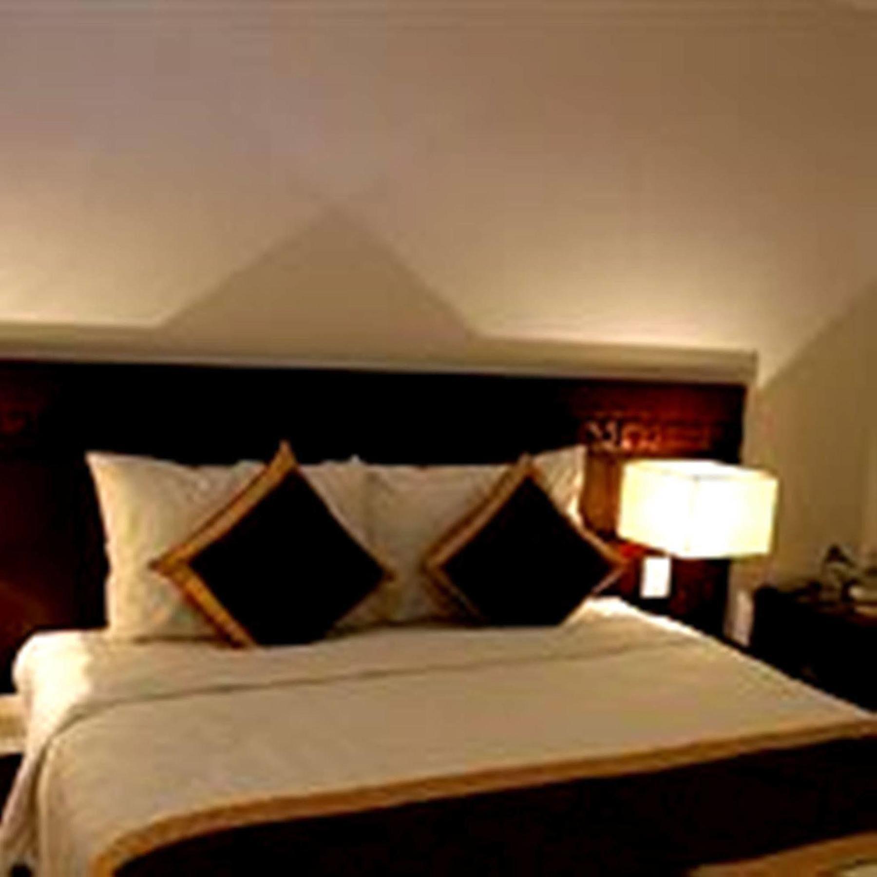 Zenta Sea View Hotel Дананг Экстерьер фото